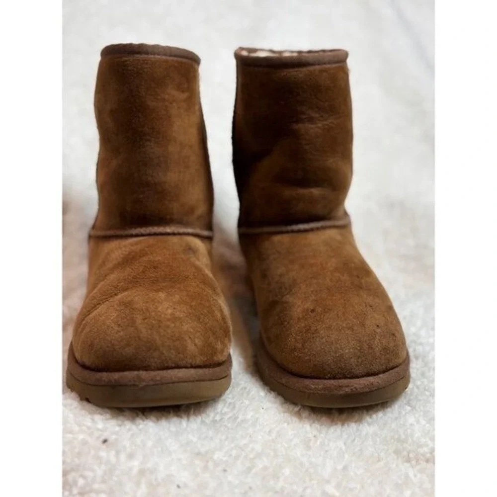 Kids UGG Australia Brown‎ Suede Sheepskin Lined Boots Size [SIZE] 4